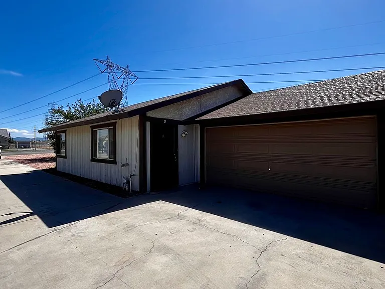 13890 Juniper St — Photo 9