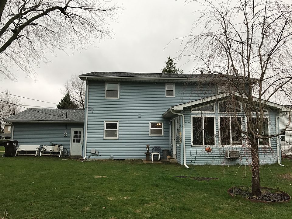 2nd image of 1124 W Teton Dr