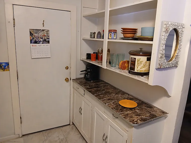 558 Dameron Dr #B — Photo 17