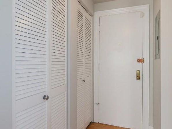 630 W Roscoe St APT 1N