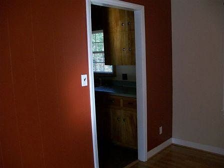 entryway to kitchen