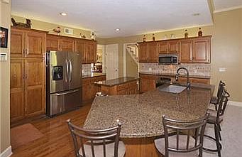 3rd image of 7810 NW Twilight Pl