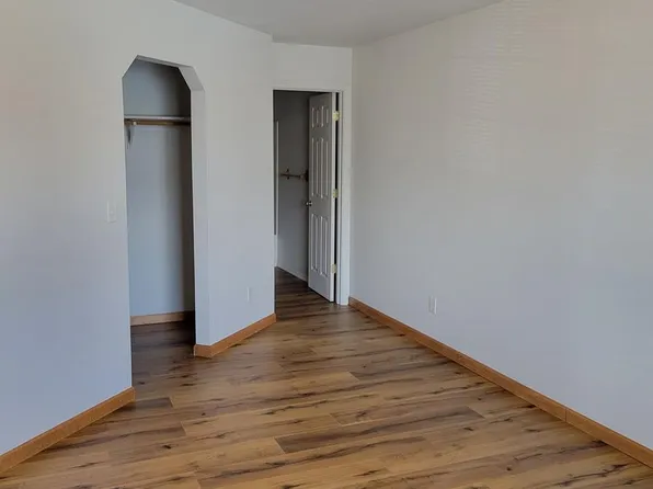 97 13th St APT A, Belgrade, MT 59714
