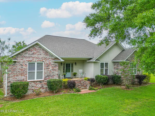 22176 Blackwell Farm Rd, Saucier, MS 39574