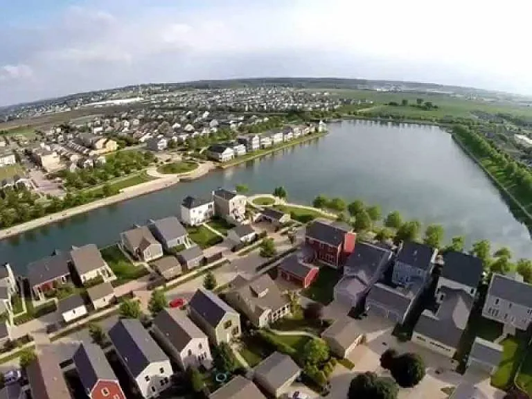 French District Villas — Photo 27