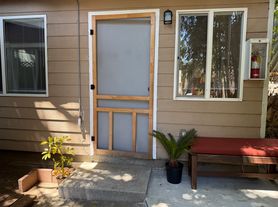 8283 3/4 Santa Monica Blvd, Los Angeles, CA
