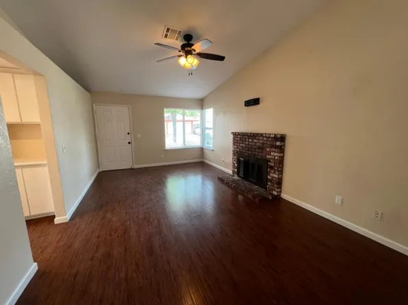 212 Oak Meadow Ln, Paso Robles, CA 93446