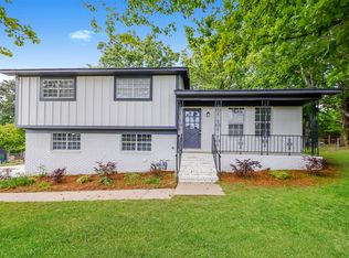 1287 Glenridge Ln, Bessemer, AL 35022