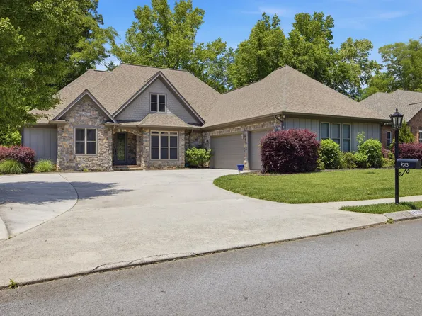 9313 Crystal Brook Dr, Apison, TN 37302