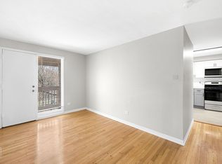 7620 S Coles Chicago, IL 60649, Chicago, IL 60649