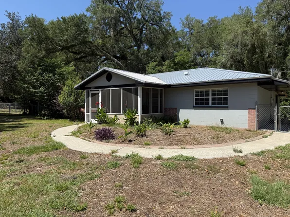 407 SW 1st St, Trenton, FL 32693