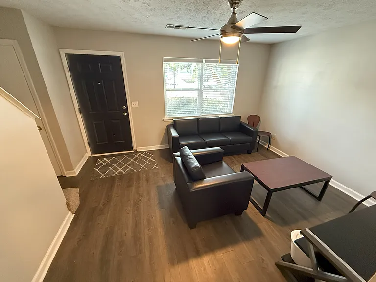 715 W Glenn Ave #60-B — Photo 5