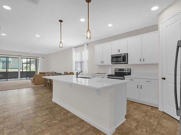 5th image of 551 LAKE SMART BOULEVARD