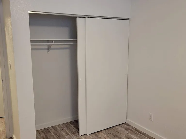 1300 Golden Cir #102 — Photo 7