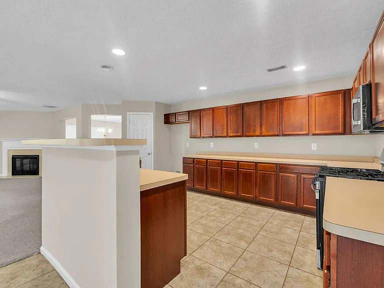 2888 Brookford Ln SW — Photo 16