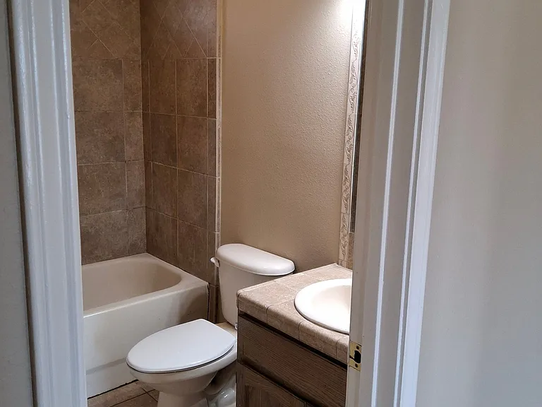 647 Sam Bratton Dr #HOUSE — Photo 9
