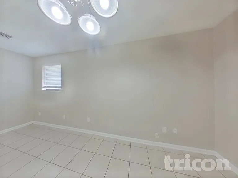 7902 Battlepine Dr — Photo 10