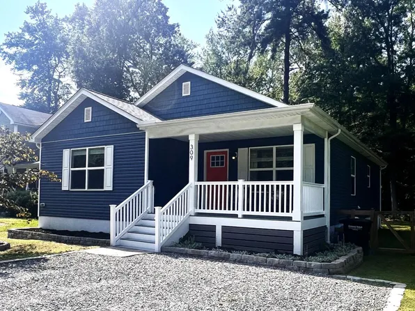 309 12th St, Colonial Beach, VA 22443