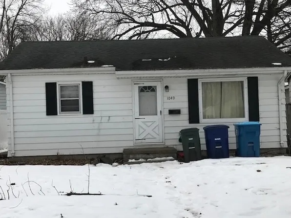 1049 Dundee Ave, Waterloo, IA 50701