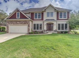 403 Prairie Ridge Ln, North Aurora, IL 60542