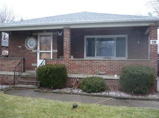 461 77th St, Niagara Falls, NY