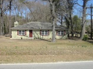 1041 Cockerill Rd, Sumter, SC 29154