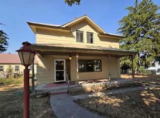 223 W Ash St, Waterville, WA 98858