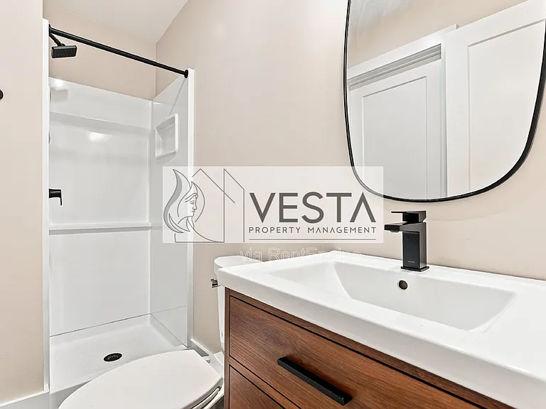 149 Oakdale Rd — Photo 19