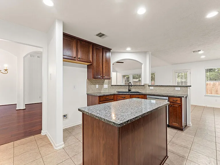 24226 Pine Canyon Fls — Photo 8