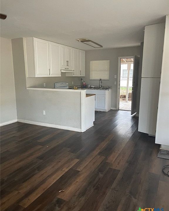 2nd image of 602 Sutton Dr