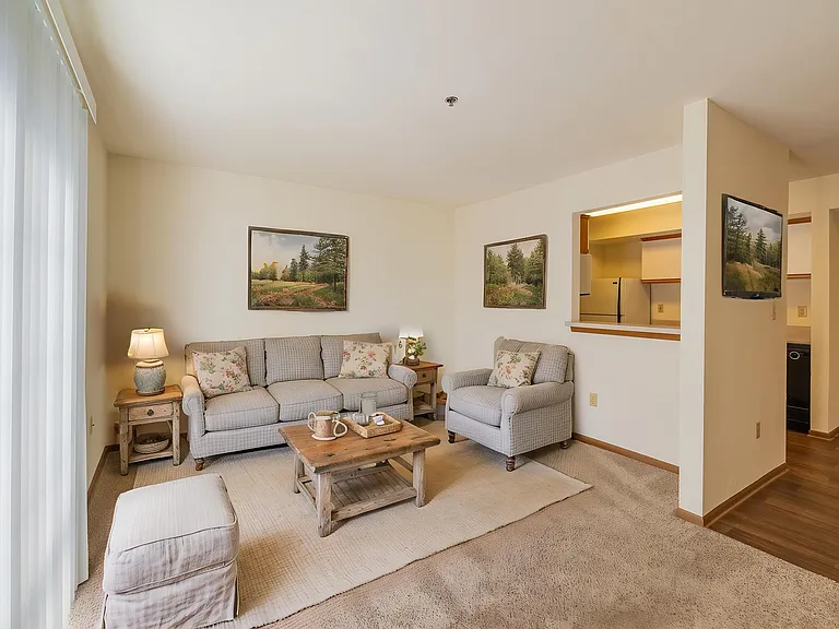 Prairie Commons - 55+ Senior Apartments — Photo 8