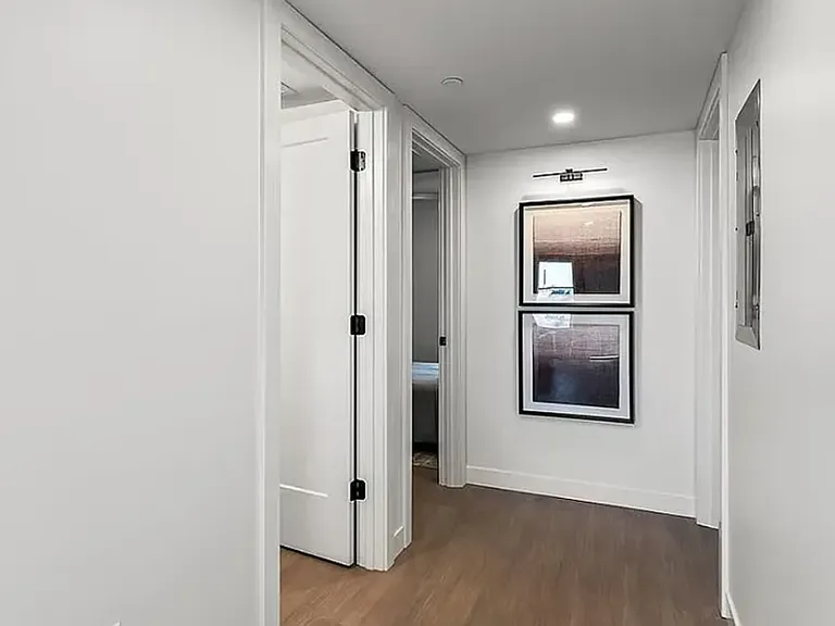 1700 N Manhattan Ave #310 — Photo 4