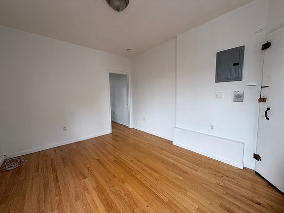 2nd image of 174 Delancey St APT 11F