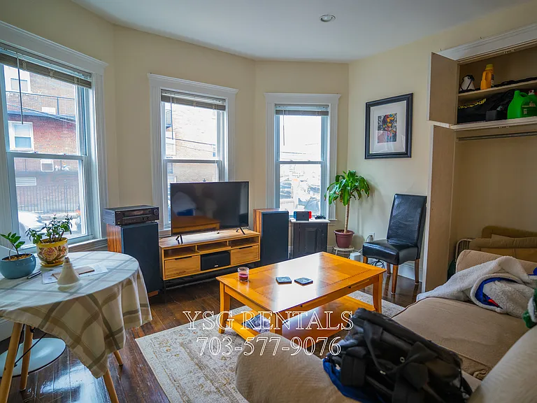 36 Sumner St #2 — Photo 2