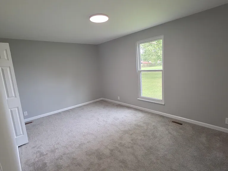 6414 Amanda Way — Photo 5