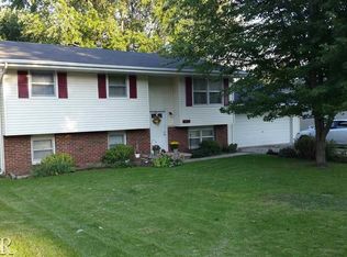 305 N East St, Hudson, IL 61748