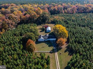 1020 Coles Point Rd, Hague, VA 22469