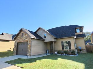 31 Hickory Heights Dr, Phenix City, AL 36870