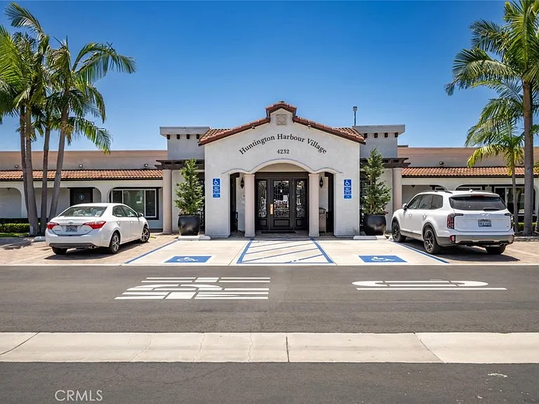 4292 Lahaina Dr — Photo 10
