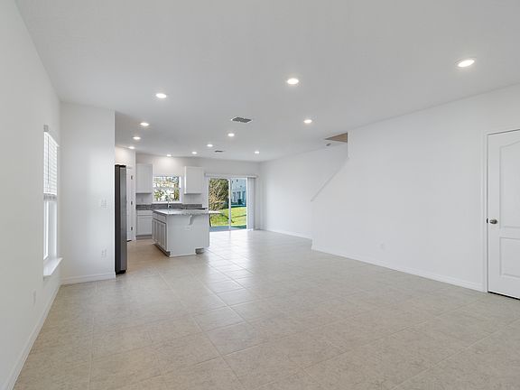 5th image of 3318 Penny Cove Ln
