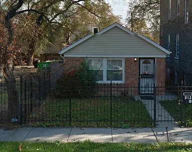 513 N Avers Ave