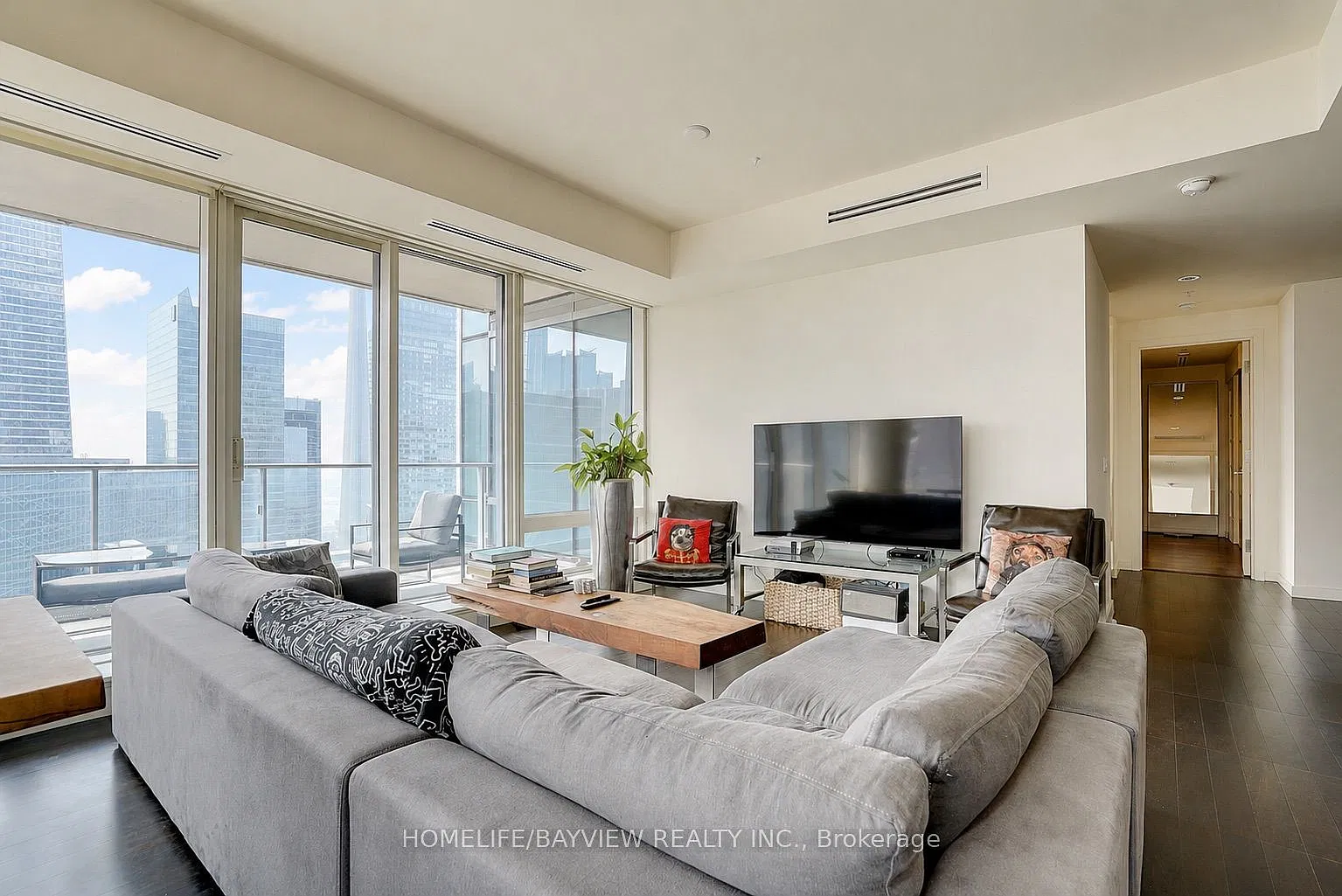 2 bed, $8,500 — Photo 4
