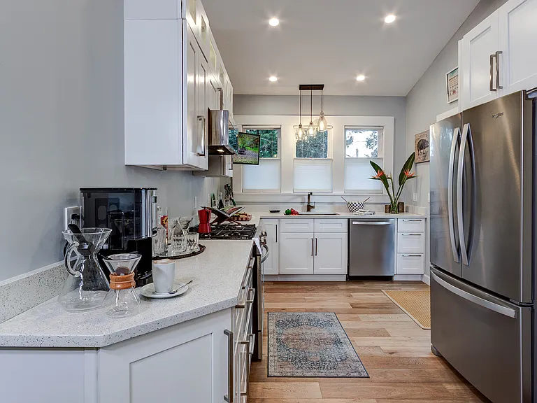 1201 Palmetto Ave — Photo 8
