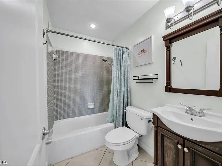 730 Joel Blvd — Photo 10