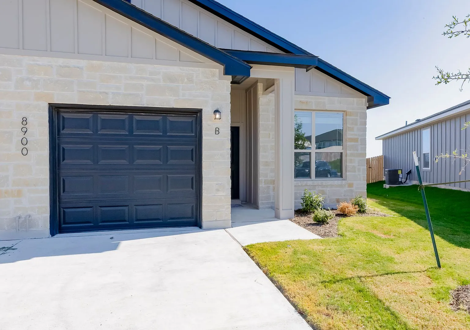 8900 Little Leaf Mullberry Drive — Photo 4