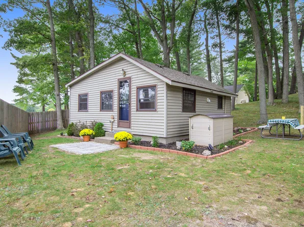 5301 S Gordon Ave, Newaygo, MI 49337