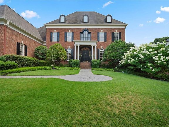 2nd image of 447 Langley Oaks Dr SE