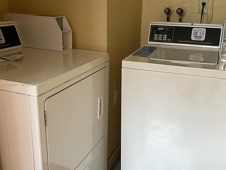 1250 Lincoln Rd #306 — Photo 12