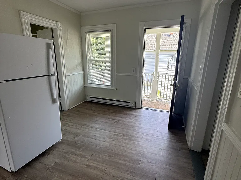 188 Hoffman St #2 — Photo 2