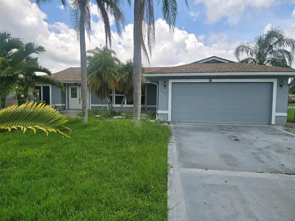 1744 SE Berkshire Blvd, Port Saint Lucie, FL 34952